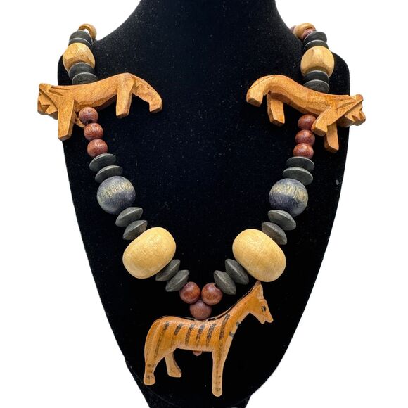 Vintage Wooden Animal Beaded Necklace Extra Large Statement Lion Zebra - Picture 2 of 2